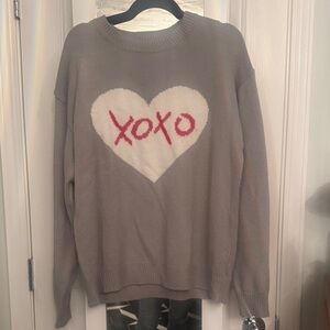 Gray Heart XOXO Sweater Valentine